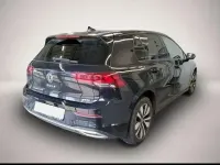 Gebraucht VW Golf VIII Move 110 PS (80 kW) 2024 Manufacturer Limousine