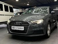 Gebraucht Audi A3 Ambiente 150 PS (110 kW) 2020 Grau Limousine