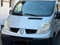 Gebraucht Renault Trafic 145 PS (106 kW) 2008 Silber Van / Kleinbus