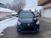 Używany Dacia Dokker 90 KM (66 kW) 2017 Niebieski Minivan