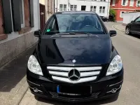 Gebraucht Mercedes B180 109 PS (80 kW) 2010 Schwarz Van / Kleinbus