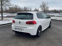 Gebraucht VW Golf VI R-line 122 PS (89 kW) 2011 Weiß Kleinwagen