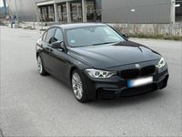 Gebraucht BMW 318 143 PS (105 kW) 2012 Schwarz Limousine