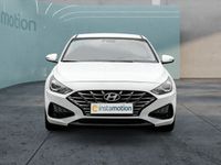 Gebraucht Hyundai i30 Trend 120 PS (88 kW) 2022 Weiß