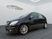 Gebraucht Mercedes B200 Sport 140 PS (102 kW) 2011 Schwarz Van / Kleinbus