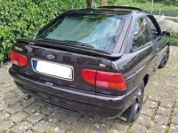 Gebraucht Ford Escort 105 PS (77 kW) 1995 Violett Kleinwagen