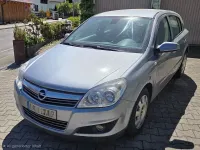 Gebraucht Opel Astra 90 PS (66 kW) 2008 Grau Limousine