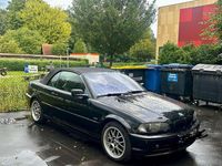 Gebraucht BMW 320 170 PS (125 kW) 2001 Schwarz Cabrio