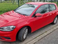 Gebraucht VW Golf VII Trendline 86 PS (63 kW) 2017 Rot Limousine