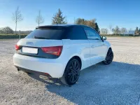 Używany Audi A1 Attraction 86 KM (63 kW) 2011 Biały Hatchback