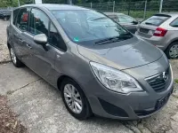 Gebraucht Opel Meriva Active 101 PS (74 kW) 2013 Andere Van / Kleinbus