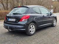 Gebraucht Peugeot 207 95 PS (69 kW) 2010 Kleinwagen