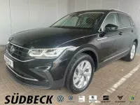 Gebraucht VW Tiguan Life 150 PS (110 kW) 2021 Deep black perleffekt (metallic) SUV