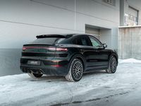 Gebraucht Porsche Cayenne Turbo GT 640 PS (470 kW) 2023 Schwarz SUV