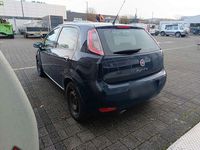 Gebraucht Fiat Punto Evo 84 PS (61 kW) 2015 Blau Kleinwagen