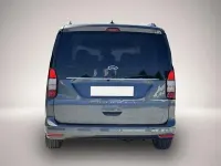 Neu Ford Tourneo Titanium 122 PS (89 kW) 2026 Manufacturer Van / Kleinbus