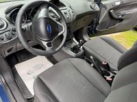 Gebraucht Ford Fiesta Trend 75 PS (55 kW) 2013 Blau Kleinwagen