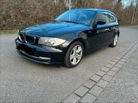Gebraucht BMW 116 122 PS (89 kW) 2011 Schwarz Kleinwagen