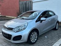 Gebraucht Kia Rio Edition 7 109 PS (80 kW) 2012 Silber Limousine