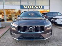 Gebraucht Volvo XC60 Inscription 398 PS (292 kW) 2023 Platinum grey / metallic SUV