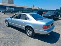 Gebraucht Audi A8 174 PS (127 kW) 1995 Silber Limousine