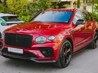 Gebraucht Bentley Bentayga 340 PS (250 kW) 2023 Rot SUV