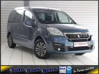 Gebraucht Peugeot Partner Active 99 PS (72 kW) 2018 Blau Van / Kleinbus