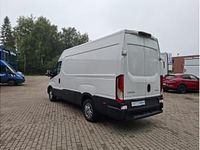 Neu Iveco Daily 156 PS (114 kW) 2026 Weiß (white ic 194) Limousine
