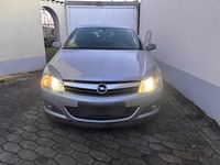 Gebraucht Opel Astra GTC 140 PS (102 kW) 2006 Silber Coupé