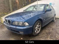 Gebraucht BMW 525 Exclusive 163 PS (119 kW) 2002 Blau Limousine