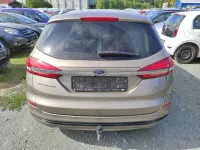 Gebraucht Ford Mondeo Titanium 150 PS (110 kW) 2019 Diffused silver Kombi
