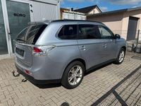 Gebraucht Mitsubishi Outlander Instyle 150 PS (110 kW) 2012 Silber SUV