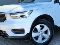 Gebraucht Volvo XC40 Momentum 129 PS (94 kW) 2021 Weiß SUV