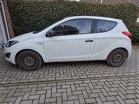 Gebraucht Hyundai i20 86 PS (63 kW) 2012 Weiß Kleinwagen