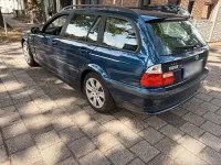 Gebraucht BMW 320 150 PS (110 kW) 2003 Blau Kombi