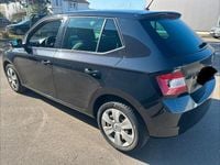 Gebraucht Skoda Fabia Ambition 90 PS (66 kW) 2016 Schwarz Kleinwagen