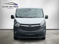 Gebraucht Opel Vivaro 120 PS (88 kW) 2018 Weiß Van / Kleinbus