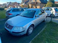 Gebraucht VW Passat 106 PS (77 kW) 2001 Silber Limousine