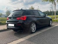 Gebraucht BMW 120 Sport Line 190 PS (139 kW) 2017 Schwarz Kleinwagen