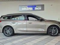 Gebraucht Ford Focus ST-Line 125 PS (91 kW) 2019 Grau Kombi