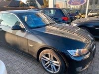 Gebraucht BMW 330 Cabriolet Sport Line 231 PS (169 kW) 2007 Saphirschwarz Cabrio