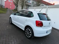 Gebraucht VW Polo 60 PS (44 kW) 2010 Weiß Kleinwagen