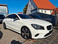 Gebraucht Mercedes CLA200 156 PS (114 kW) 2016 Calcitweiss/zirrusweiss Kombi
