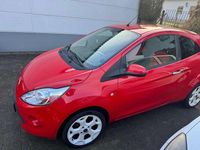 Gebraucht Ford Ka Titanium 69 PS (50 kW) 2014 Rot Kleinwagen