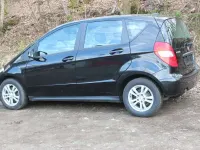 Gebraucht Mercedes A160 82 PS (60 kW) 2009 Kosmosschwarz  metalliclack Kleinwagen