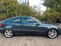 Gebraucht Mercedes CLC200 184 PS (135 kW) 2009 Grau Kleinwagen