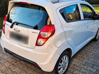 Gebraucht Chevrolet Spark 85 PS (62 kW) 2012 Weiß Kleinwagen