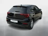 Gebraucht VW Polo Style 110 PS (80 kW) 2023 Deep black perleffekt Kleinwagen