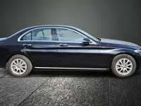 Gebraucht Mercedes C200 Avantgarde 184 PS (135 kW) 2015 Obsidianschwarz Limousine