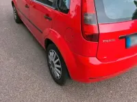 Gebraucht Ford Fiesta 80 PS (58 kW) 2006 Rot Kleinwagen